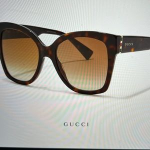 Gucci Sunglasses GG0459S